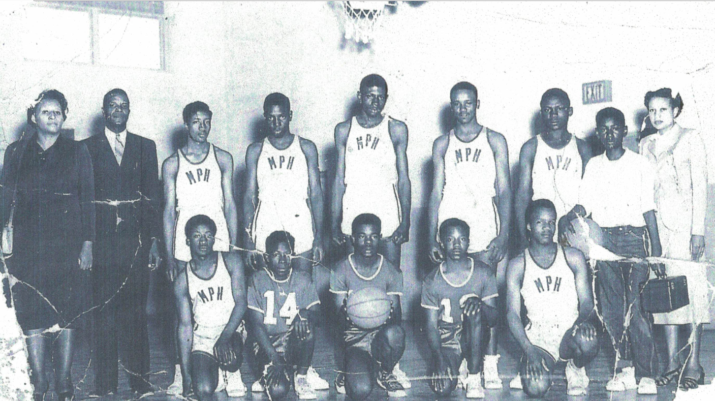 Monroe Pinckney Basketball